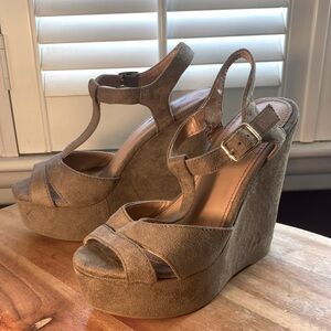 SODA Wedge Platform Strappy Heels Tan Suede Women’s 8.5